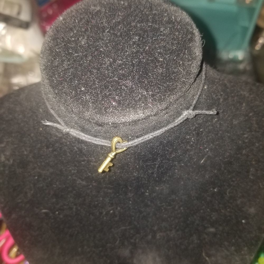 Gold Lock and key bracelet sets - Picture 5 of 5